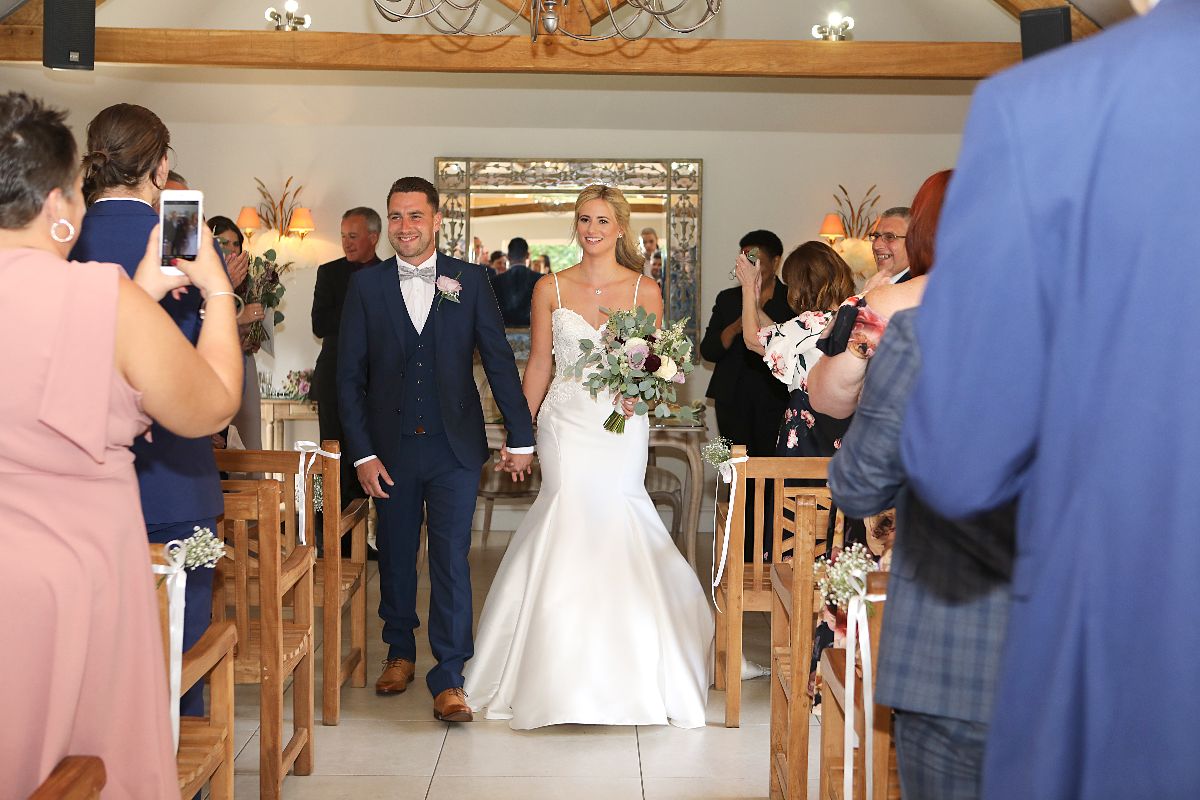 Gallery Item 3 for Oaks Farm Weddings